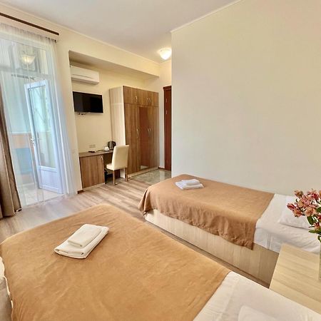 Hotel Mireosi 바투미 외부 사진